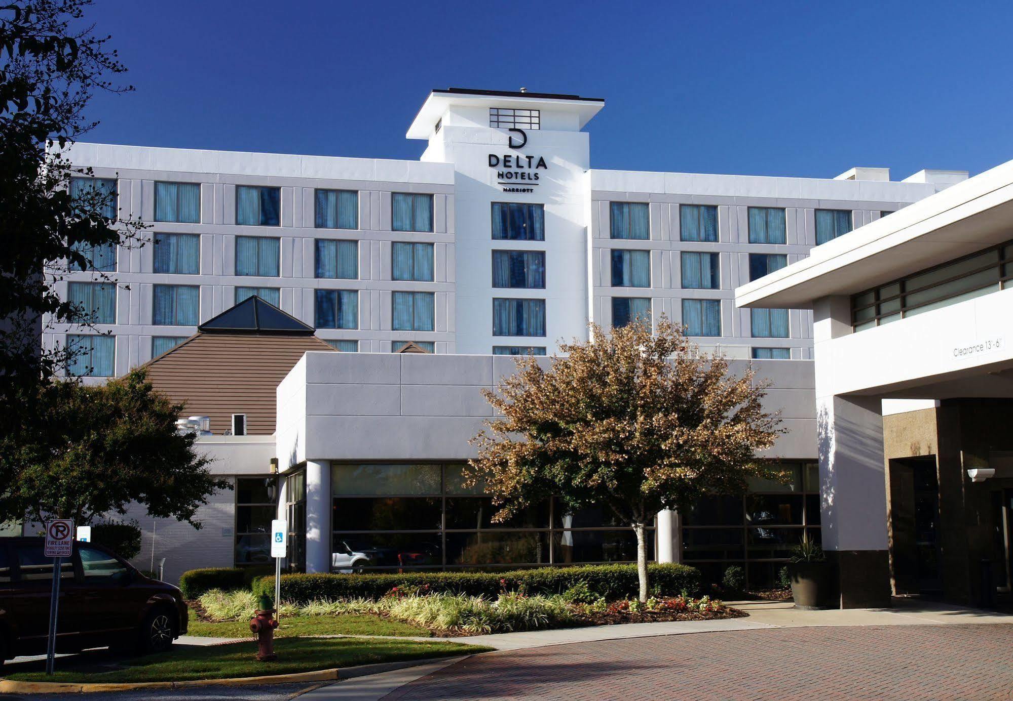 Holiday Inn Chesapeake Exterior foto